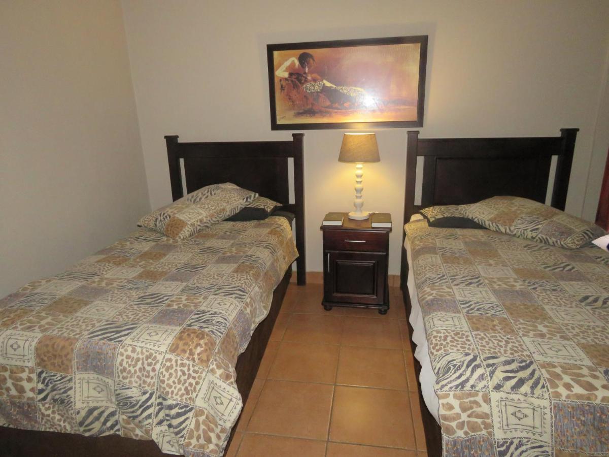 Dumehlezi Self Catering Villa Sodwana Bay Exterior photo